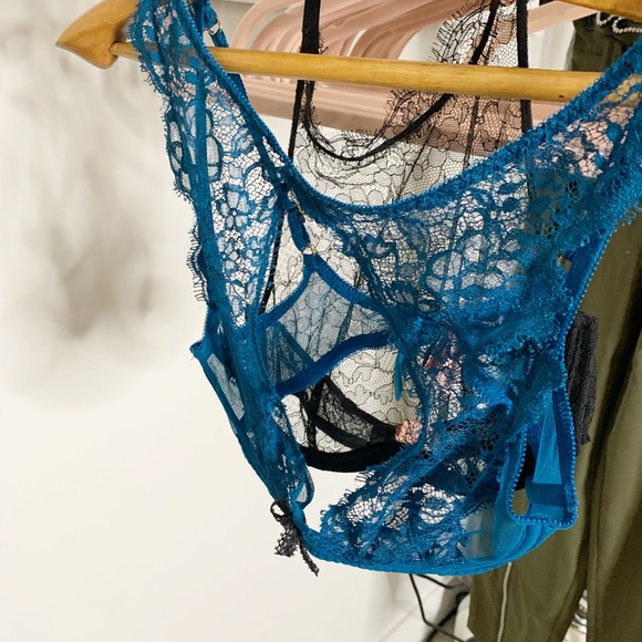 Agent Provocateur Cassia lace keyhole bra 32B - Picture 4 of 8